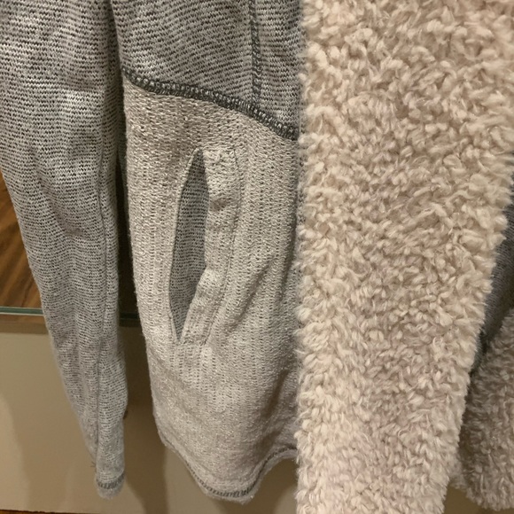 Cardigan!! - Picture 3 of 4